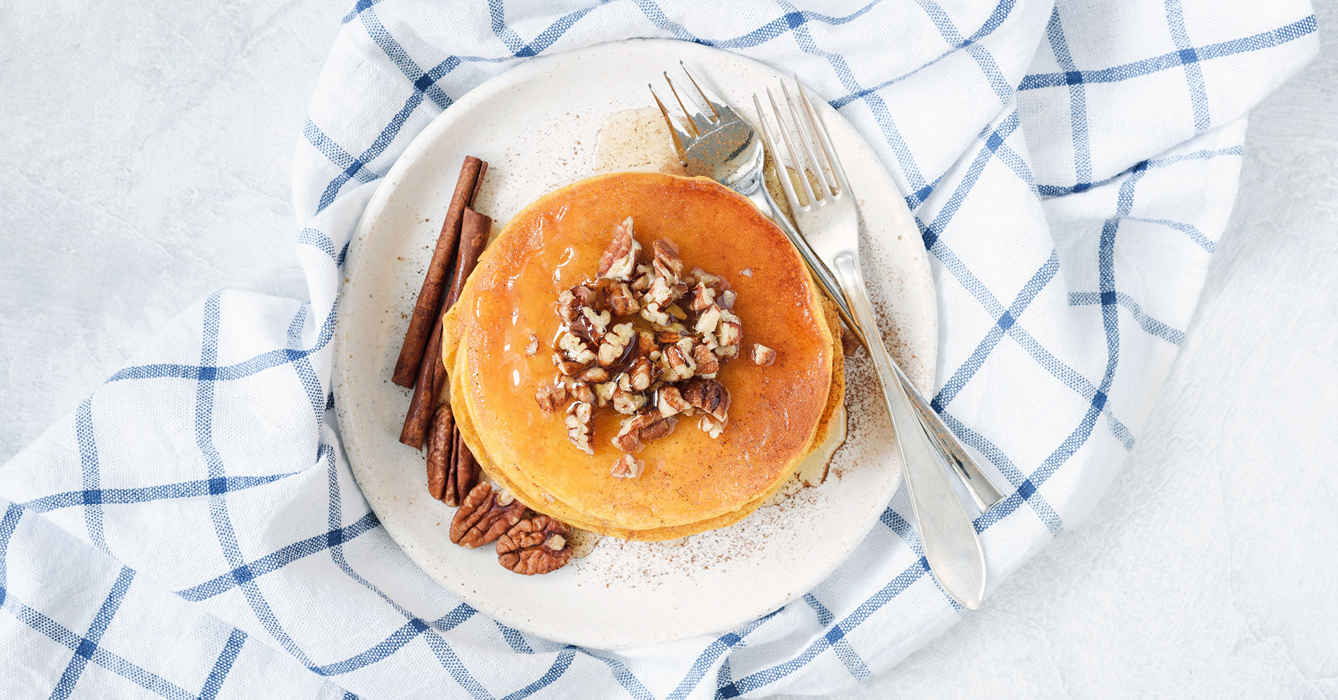 Hot cakes de avena y camote