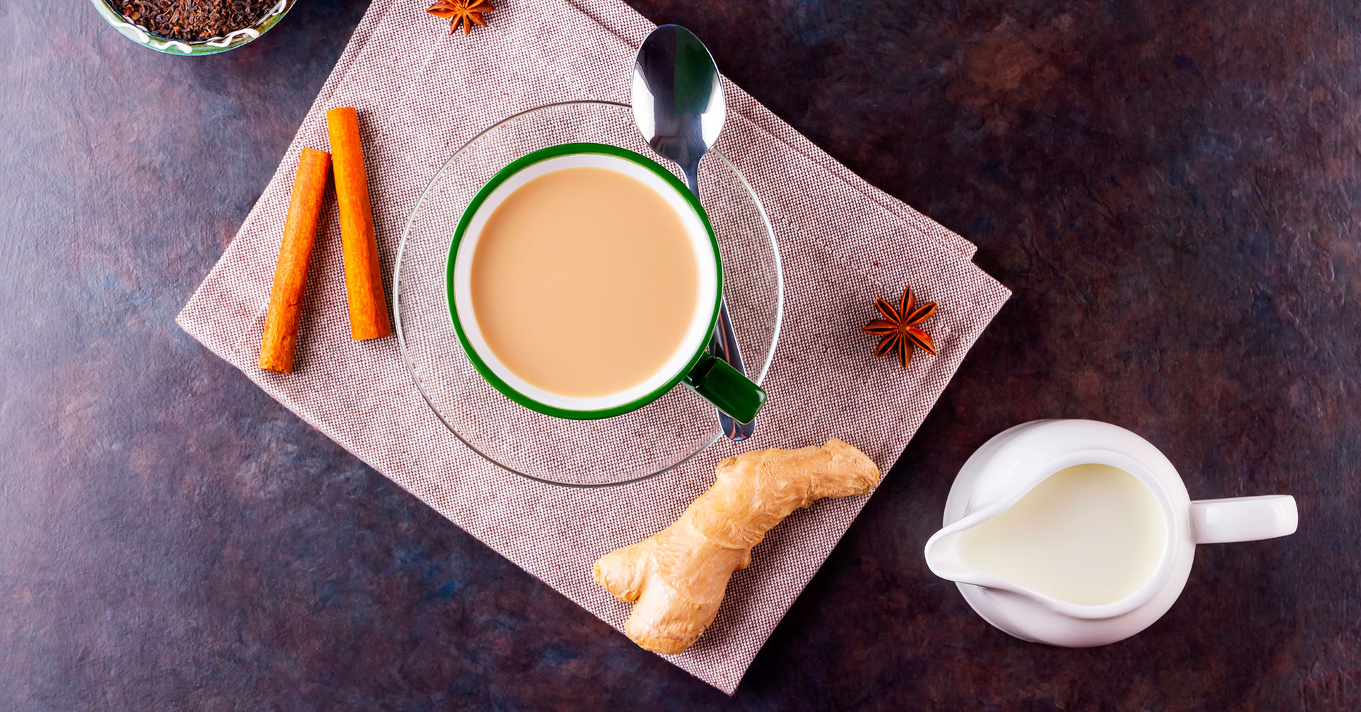 Prepara un saludable latte de jengibre