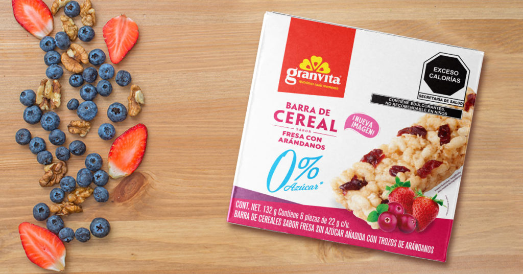 Imagen barras cero azúcar con fresas y arándanos 