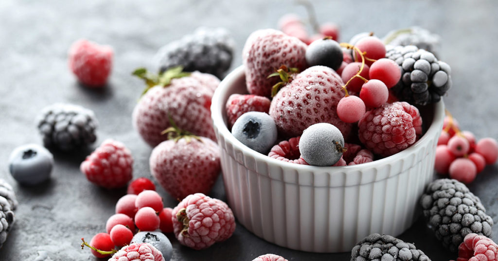 Tazón de frutos rojos congelados