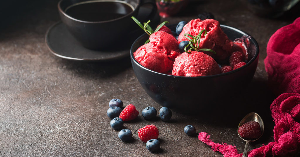 Helado de frutos rojos