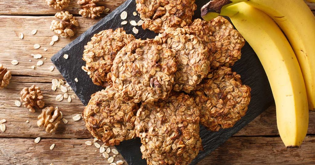 Imagen galletas de avena sin gluten, plátano y nuez 