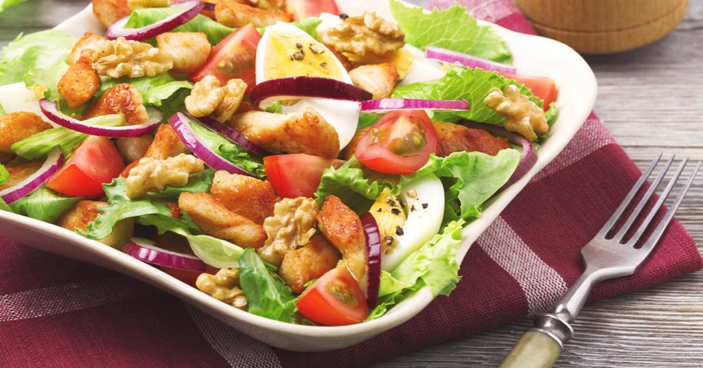 Imagen de ensalada de pollo con avena 