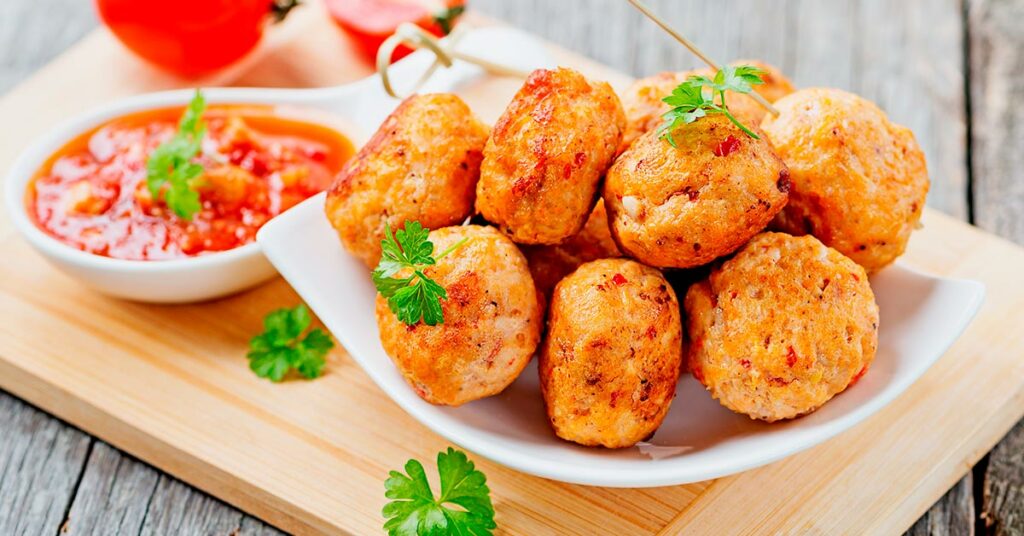 Imagen bolitas de avena con pollo 