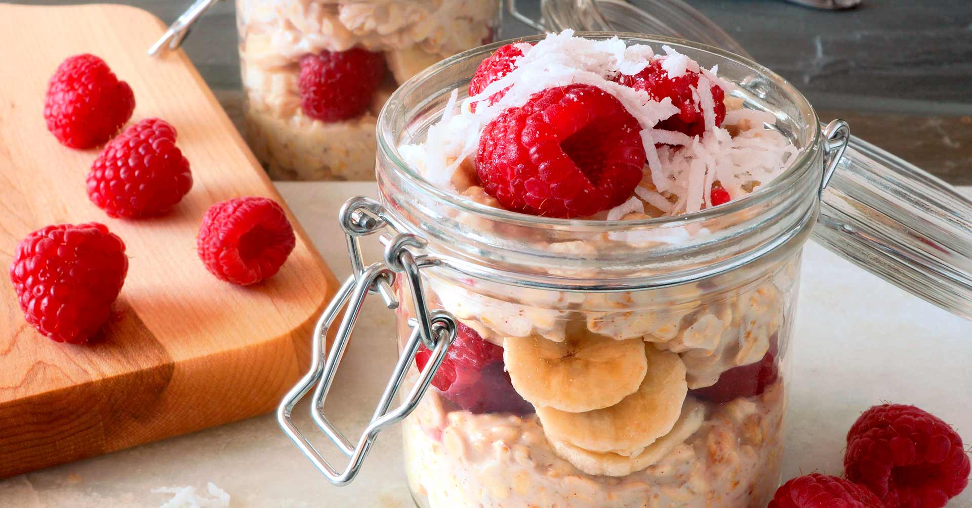 Overnight oats de plátano y frambuesas
